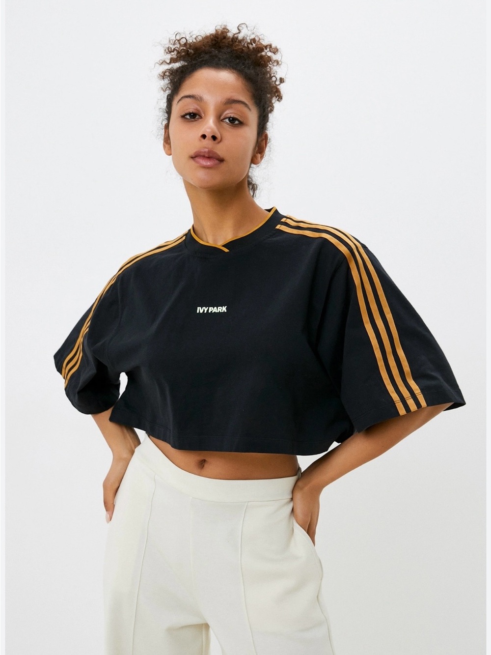 Adidas x Ivy Park NWT 3 Stripe Crop Top, Size Medium Adidas x Ivy Park BlackGold